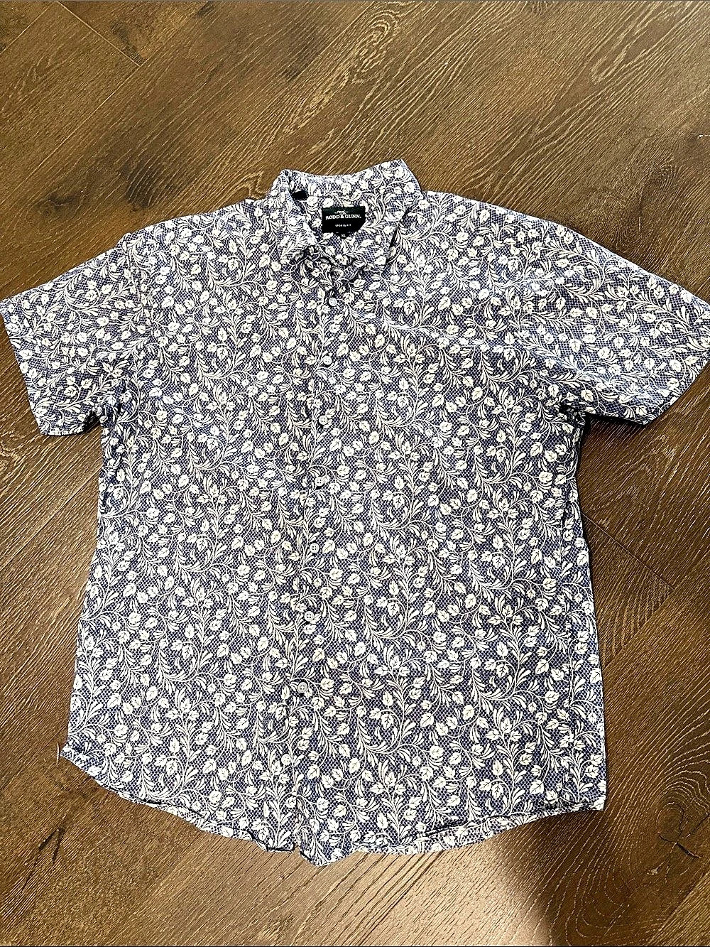 Rodd & Gunn Sports Fit Floral Button Down Shirt Blue & White XL Like New